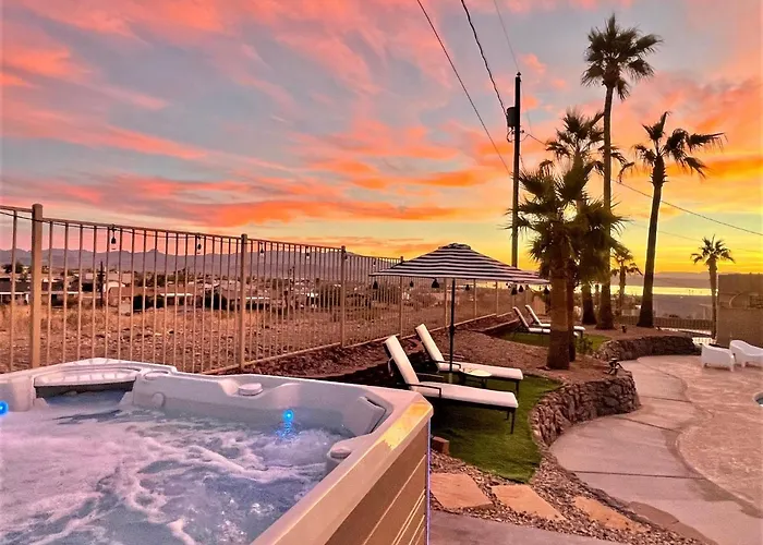Trendy Desert Getaway Pool, Spa, Game *